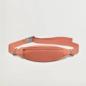 Mango Coral Quilted Sport Belt Bag
